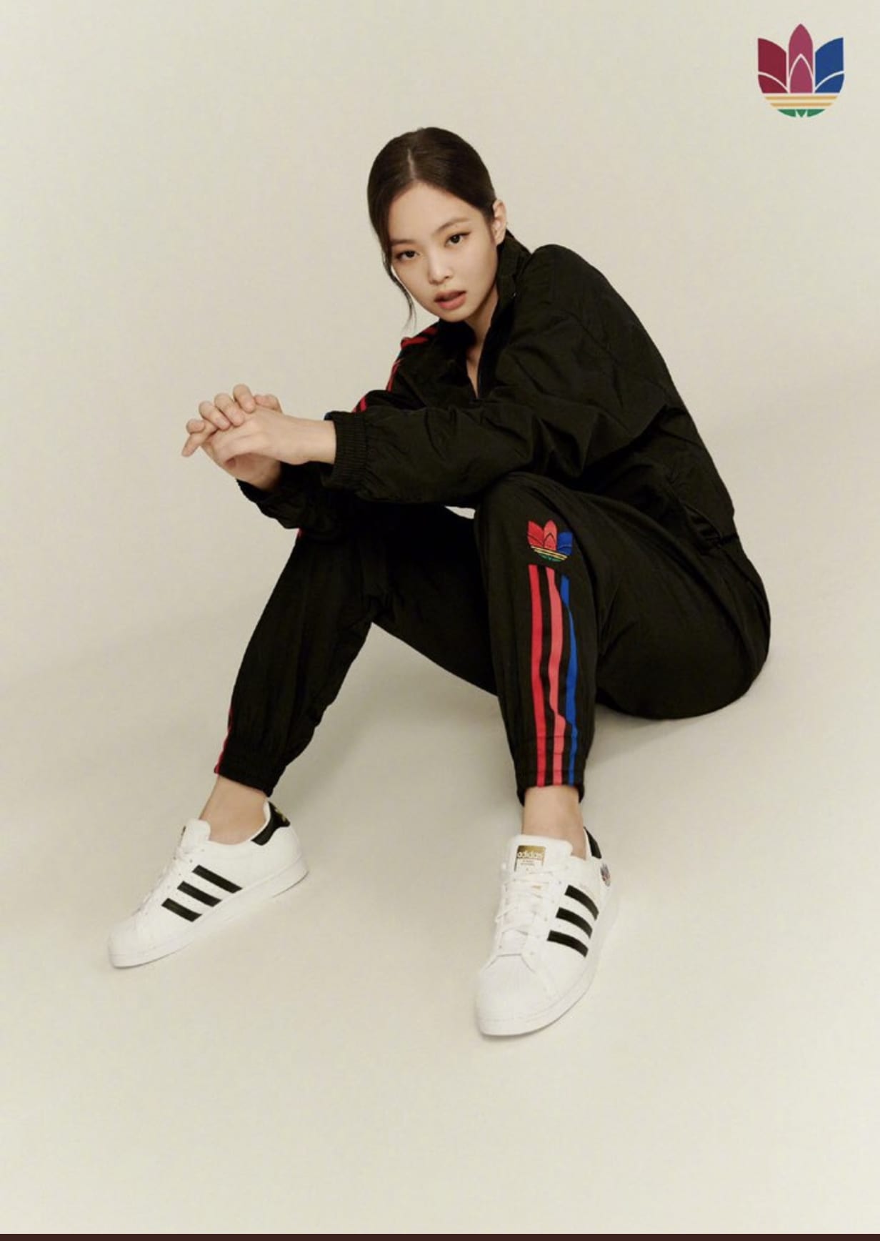 BLACKPINK members started wearing their ADIDAS. So why not LISA ...