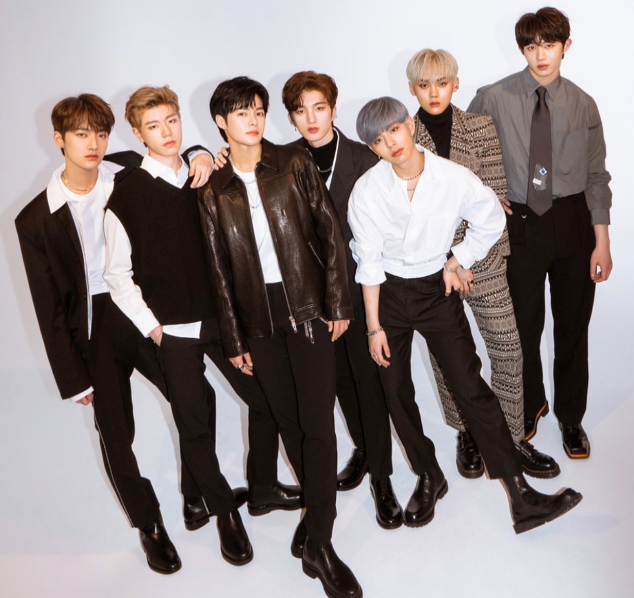 Yeni Erkek K-Pop İdol Grubu CIIPHER İçin Çıkma Yasağı! | KoreBu.com
